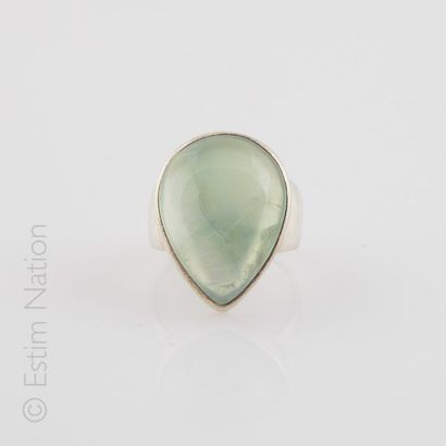 BAGUE FLUORITE
Bague en argent (925/°°) centrée...
