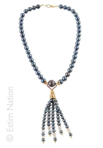 COLLIER DE PERLES DE TAHITI
Collier composé...