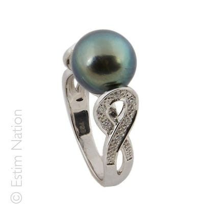 BAGUE PERLE DE TAHITI
Bague en or gris 18K...