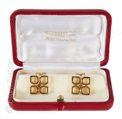 CHAUMET
Paire de boutons de manchettes en...
