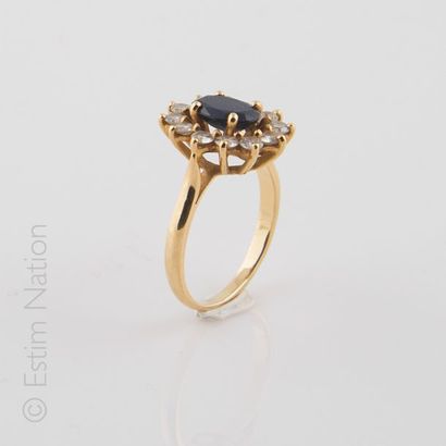 BAGUE SAPHIR DIAMANTS
Bague marguerite en...