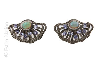 BOUCLES D'OREILLES OPALES TANZANITES DIAMANTS
Paire...
