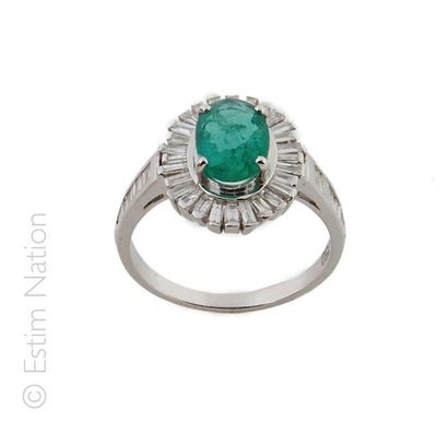 BAGUE EMERAUDE DIAMANTS
Bague marguerite...