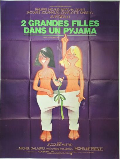 DEUX GRANDES FILLES DANS UN PYJAMA
Affiche...
