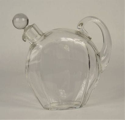 BACCARAT
Carafe en cristal à larges côtes...