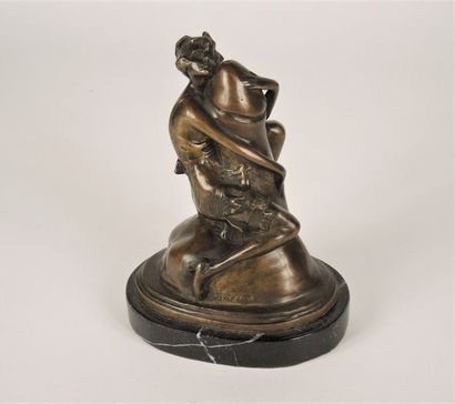 EROTICA
Sculpture en bronze à patine brune...