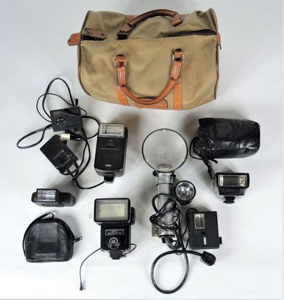 ACCESSOIRES PHOTOGRAPHIQUES
Ensemble de flash...