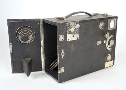 APPAREIL PHOTOGRAPHIQUE FIN XIXème siècle
Appareil...