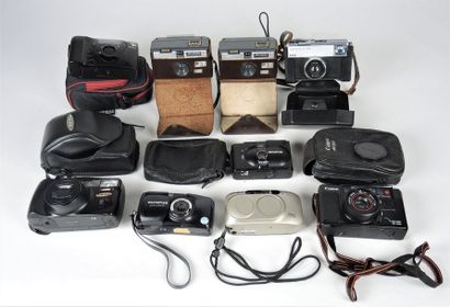 APPAREILS PHOTOGRAPHIQUES
Ensemble comprenant:...