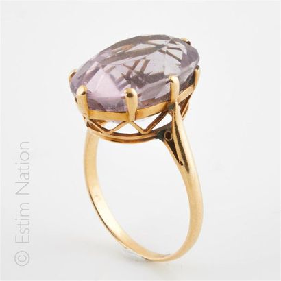 Bague cocktail en or 18K (750°/00) sertie...