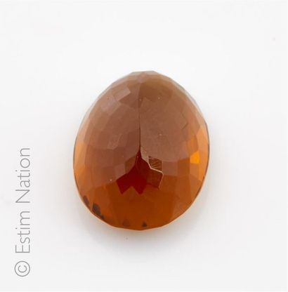 CITRINE FUMEE
Citrine fumée ovale facettée....