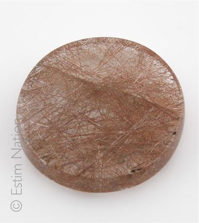 Quartz rutile de forme ronde. 
Dimensions:...