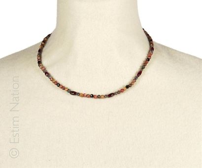 COLLIER AGATES CORNALINE HEMATITE 
Collier...