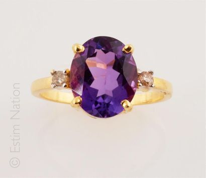 BAGUE AMETHYSTE DIAMANTS
Bague en argent...