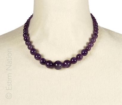 COLLIER AMETHYSTES
Collier composé de perles...