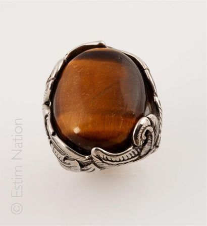 BAGUE OEIL DE TIGRE 
Importante bague en...
