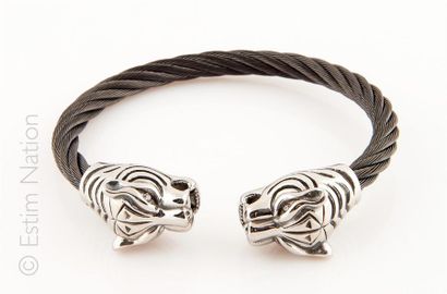 BRACELET TETE DE LIONNES 
Bracelet torque...