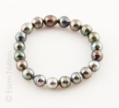 BRACELET PERLES DE TAHITI 
Bracelet extensible...