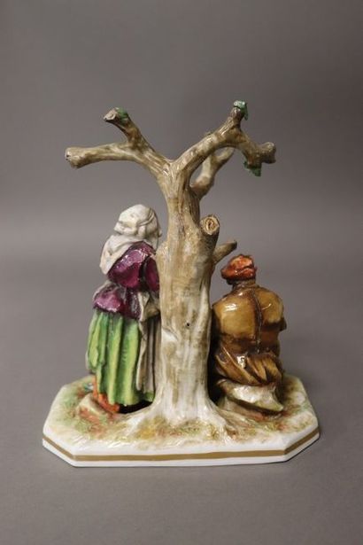 CAPODIMONTE

GROUPE en porcelaine émaillée...