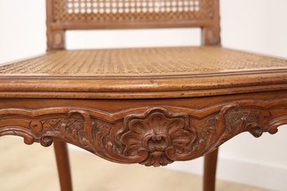 PAIRE DE CHAISES à dossier plat canné comme...