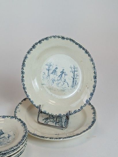 Attributed to SAINT-AMAND or Choisy-le-Roi
Enameled...