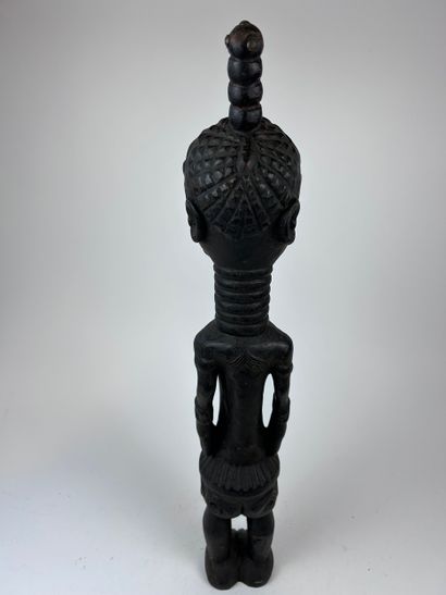 FEMALE STATUE of the Dengese type, Democratic...