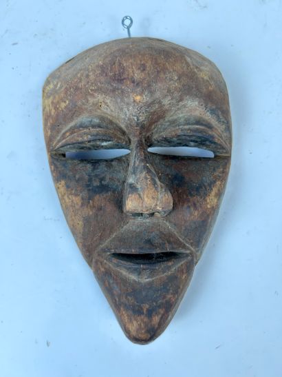 SET OF THREE AFRICAN-STYLE MASKS
Wood with...