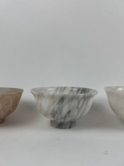 FOUR SMALL BOWLS ON STANDS, three of which...