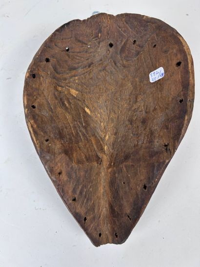 SET OF THREE AFRICAN-STYLE MASKS
Medium-hard...