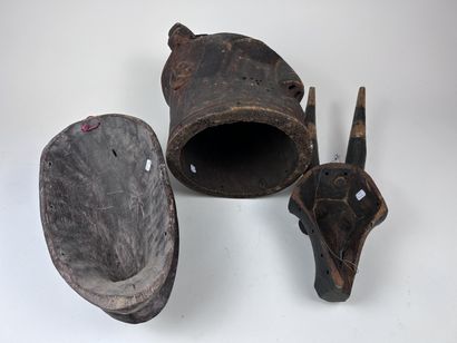 SET OF THREE AFRICAN-STYLE MASKS
Medium-hard...