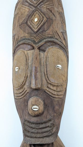 Oceania-style STATUE
Wood with brown and...