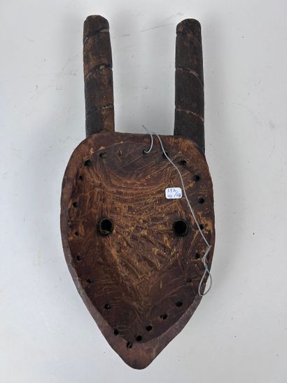 SET OF THREE AFRICAN-STYLE MASKS
Medium-hard...