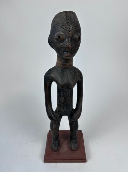 SET OF TWO STATUES, African style
Wood with...
