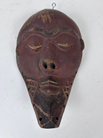 SET OF THREE AFRICAN-STYLE MASKS
Medium-hard...