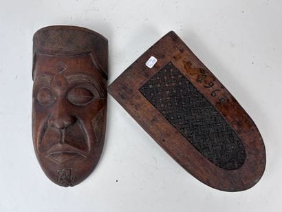 SET OF TWO MASKS and ONE AFRICAN-STYLE BOX
Wood...