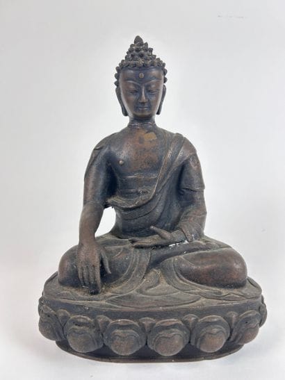 TIBET, 20th century
Bronze STATUETTE depicting...