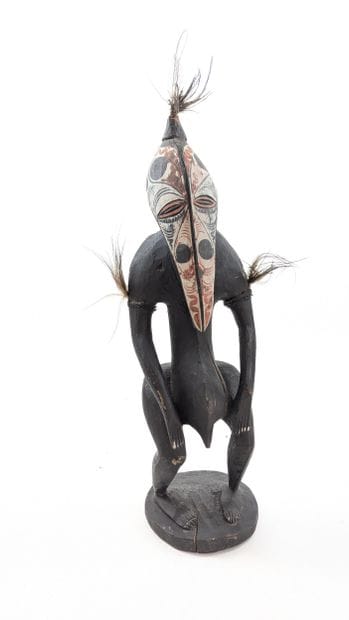 Sepik-style STATUE, Papua New Guinea 
Wood...
