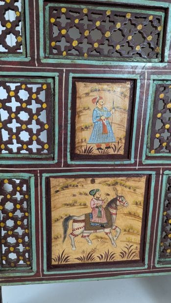 INDIA, 20th century.
Four-panel lacquered...