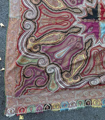 Cashmere shawl with Indian motifs.
INDIA,...