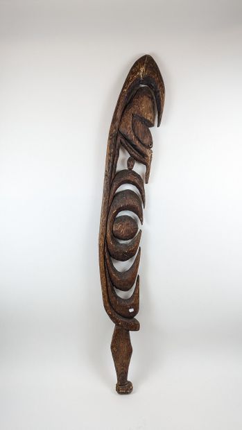 Yipwon-style hook sculpture; Middle Sepik...