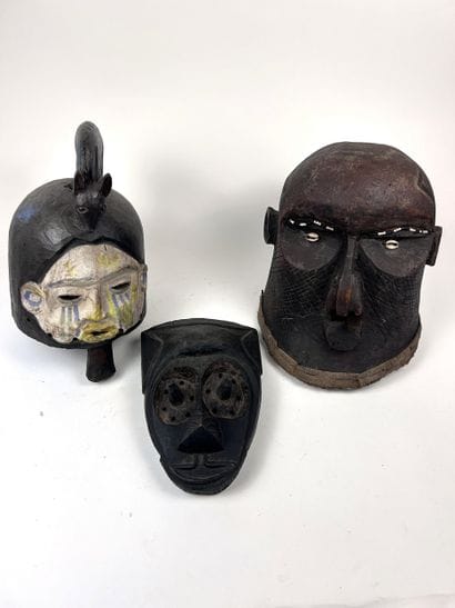SET OF THREE MASKS, Democratic Republic of...