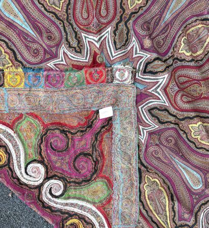 Cashmere shawl with Indian motifs.
INDIA,...