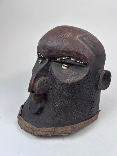 SET OF THREE MASKS, Democratic Republic of...