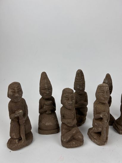 KOREA 
SET OF 15 KOREAN BUDDHIST STATUETTES...