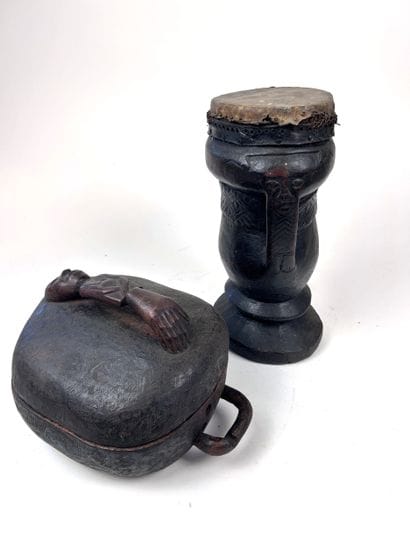 SET OF A LARGE BOX AND A DRUM, Kuba style,...