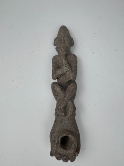SET OF THREE Kongo-style STATUETTES, Democratic...