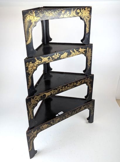 CHINA, late 19th century
FOUR stackable triangular...