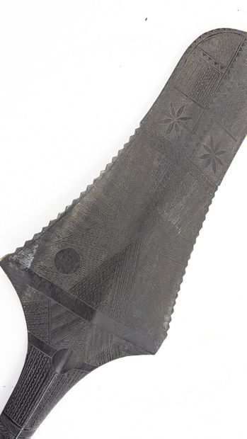 Kinikini-style CLUB, Fiji Islands
Hardwood...