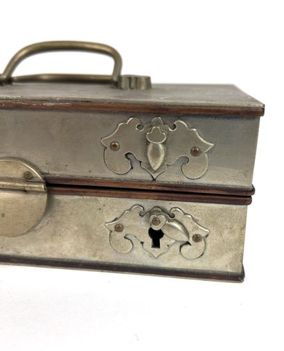 CHINA, circa 1900
OPIUM SMOKING SET, consisting...