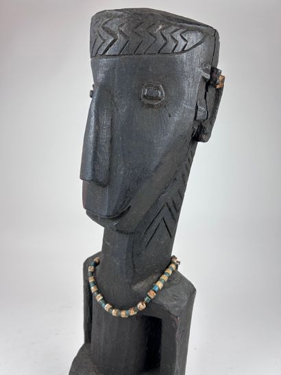 Tribal-style BUST
Wood with black patina,...